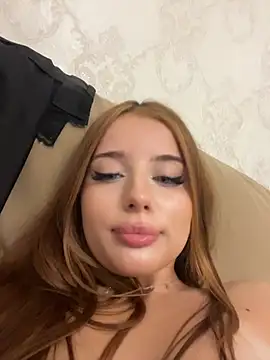 צ'אט XXX בשידור חי של Immy_Megan