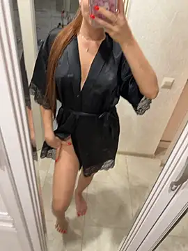 Immy_Megann Webbikameraesitys