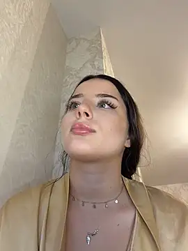Immy_Megan Adlı Modelin Canlı XXX Sohbeti