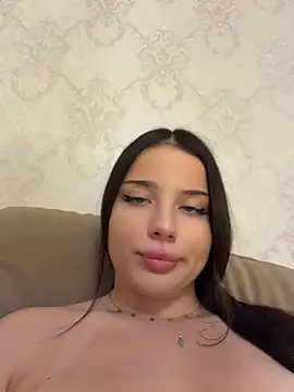 Immy_Megan élő XXX-chatje