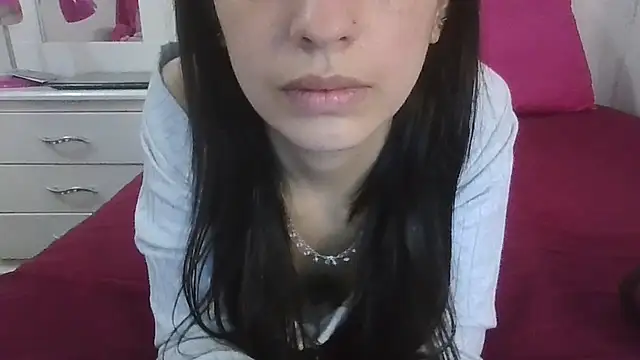 Taylormegan Adlı Modelin Canlı XXX Sohbeti