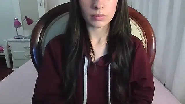 Taylormegan Adlı Modelin Canlı XXX Sohbeti
