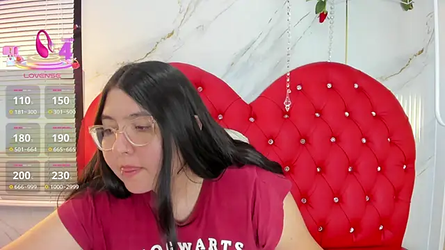 Dulce_meow Adlı Modelin Canlı XXX Sohbeti
