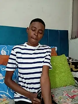XXX chat uživo modela SweetSlenderChoc