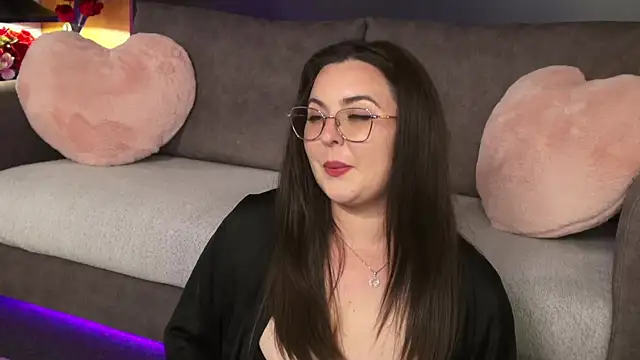 Chat XXX en directo de Mia_Swano