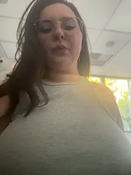 Mia_Swano Adlı Modelin Canlı XXX Sohbeti