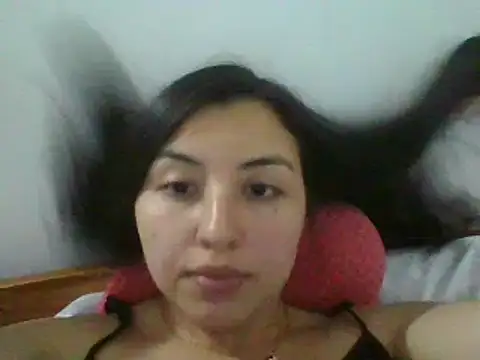 צ'אט XXX בשידור חי של _Romilly_