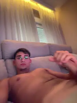 134Andriuuuu webcam show