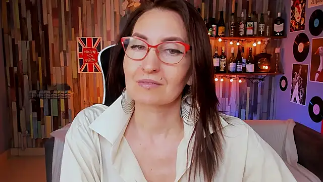 Chat +18 de UnaTerra ao vivo
