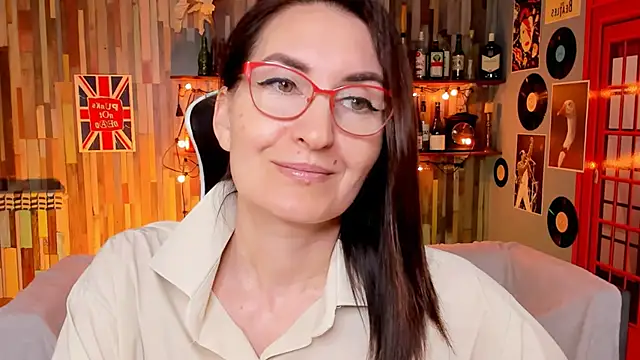 UnaTerra élő XXX-chatje