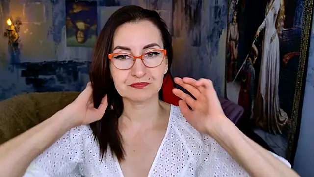 UnaTerra élő XXX-chatje