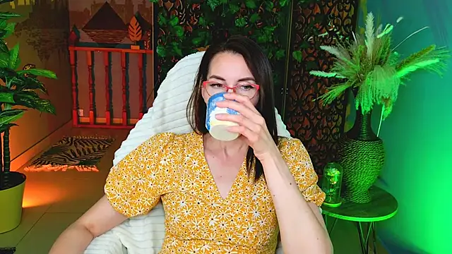 UnaTerra's Live XXX Chat