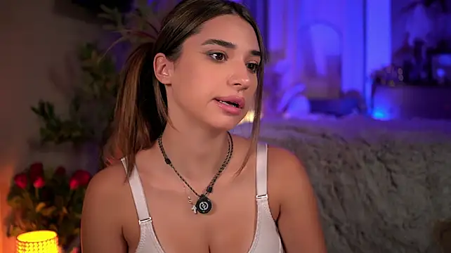 ItalianGirl Webcam show