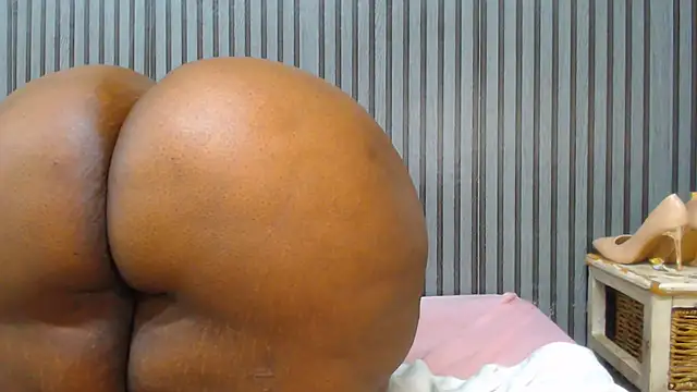 Show Webcam de ROYALASS25