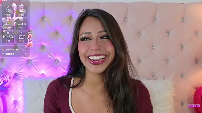 Chat +18 de CaterinaRomano ao vivo