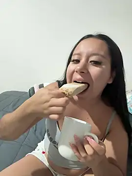 Alaia33200's Webcam Show