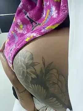 Show de danilyns na webcam