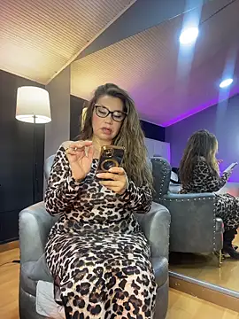 Samantha_Milf__'s Webcam Show