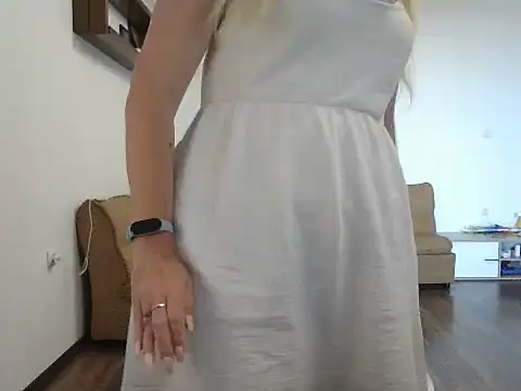 LanaFoxx Chat XXX in diretta