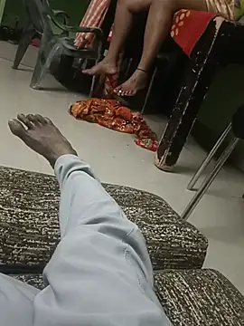 XXX chat uživo modela nishatelugu1