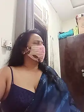 Payal-bhabhi07 Adlı Modelin Canlı XXX Sohbeti
