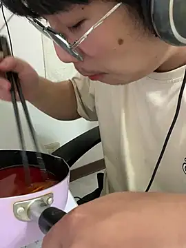 tw_boy520 在線直播表演