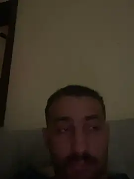 Hehjehjeqll Show in webcam
