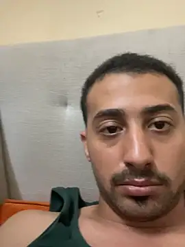 Hehjehjeqll webcam show