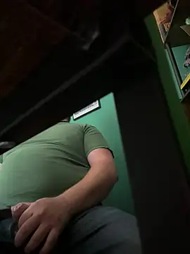 AverageBloke93 Webcam show