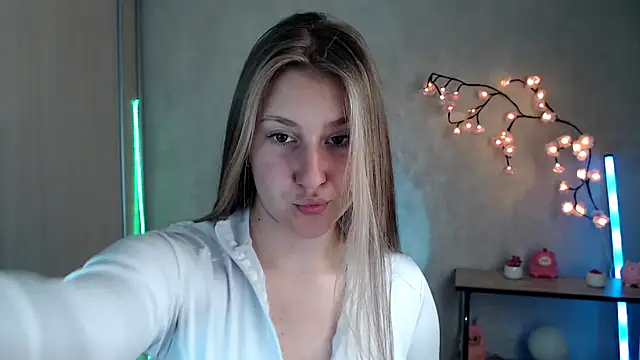 צ'אט XXX בשידור חי של Milka_kamila