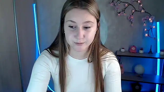 Milka_kamila élő XXX-chatje
