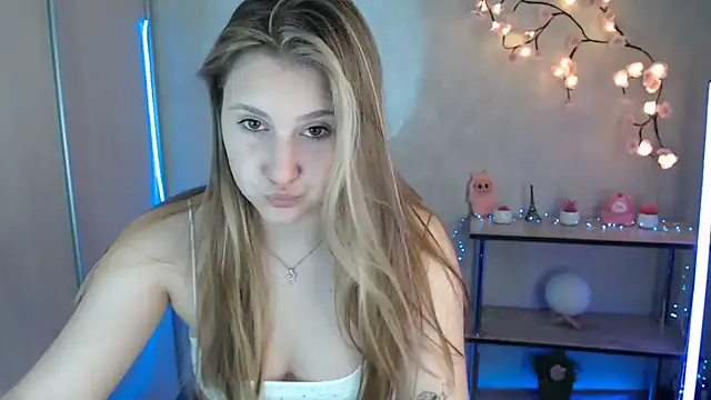 Milka_kamila Chat XXX live