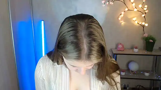 Milka_kamila XXX чат на живо