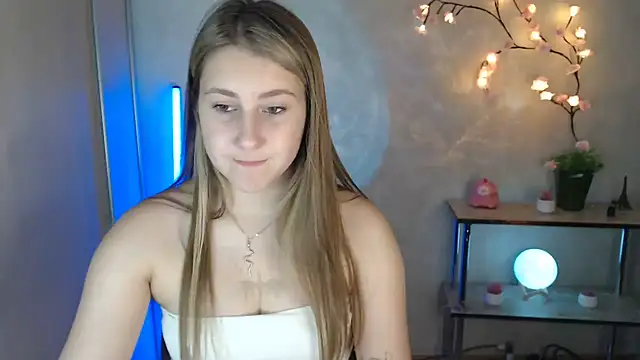 Milka_kamila Adlı Modelin Canlı XXX Sohbeti