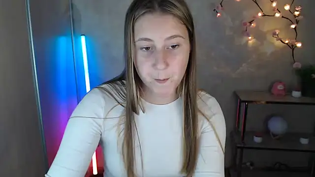 Онлайн чат XXX Milka_kamila