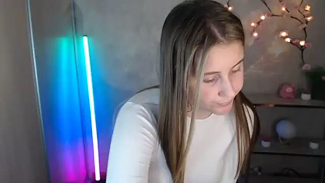 Milka_kamila live XXX chat