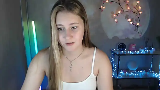 Milka_kamila Adlı Modelin Canlı XXX Sohbeti