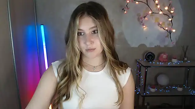 Milka_kamila Adlı Modelin Canlı XXX Sohbeti