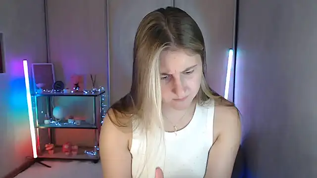 Milka_kamila Adlı Modelin Canlı XXX Sohbeti