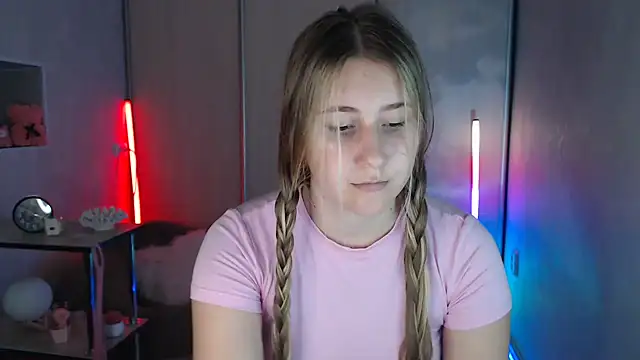 צ'אט XXX בשידור חי של Milka_kamila