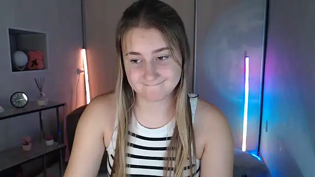 Milka_kamila Adlı Modelin Canlı XXX Sohbeti