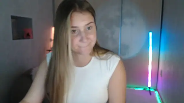 Milka_kamila Chat XXX live