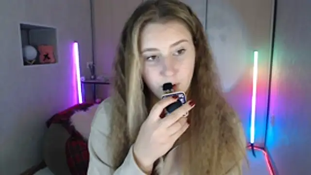Milka_kamila Webcam Show