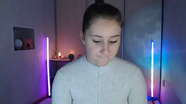 צ'אט XXX בשידור חי של Milka_kamila