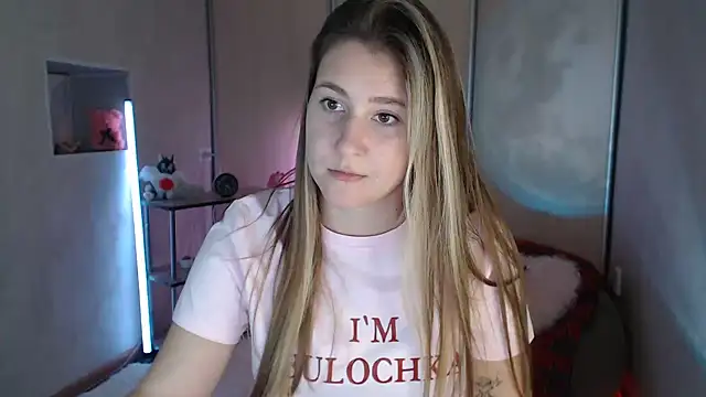 Milka_kamila's Webcam Show