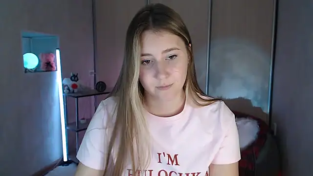 Show modela Milka_kamila na web-kameri