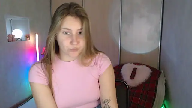 Show modela Milka_kamila na web-kameri