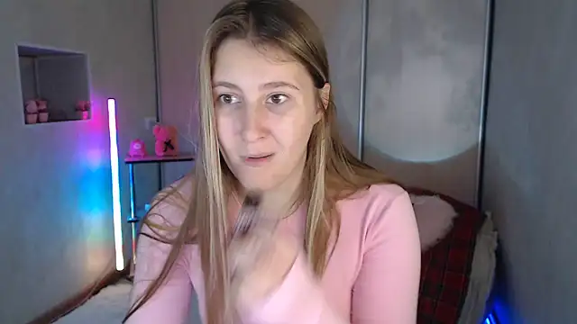 Pokazy przed kamerką – Milka_kamila