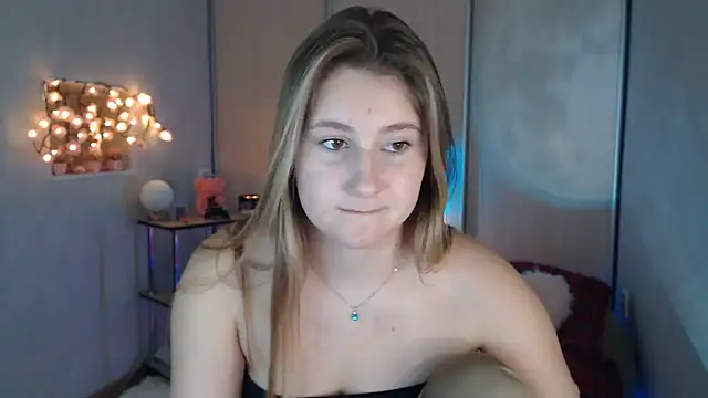 Milka_kamila Adlı Modelin Canlı XXX Sohbeti
