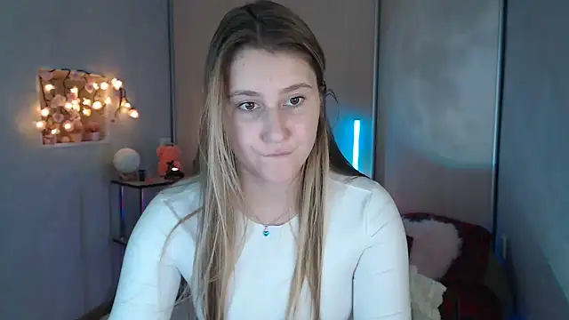 Pokazy przed kamerką – Milka_kamila
